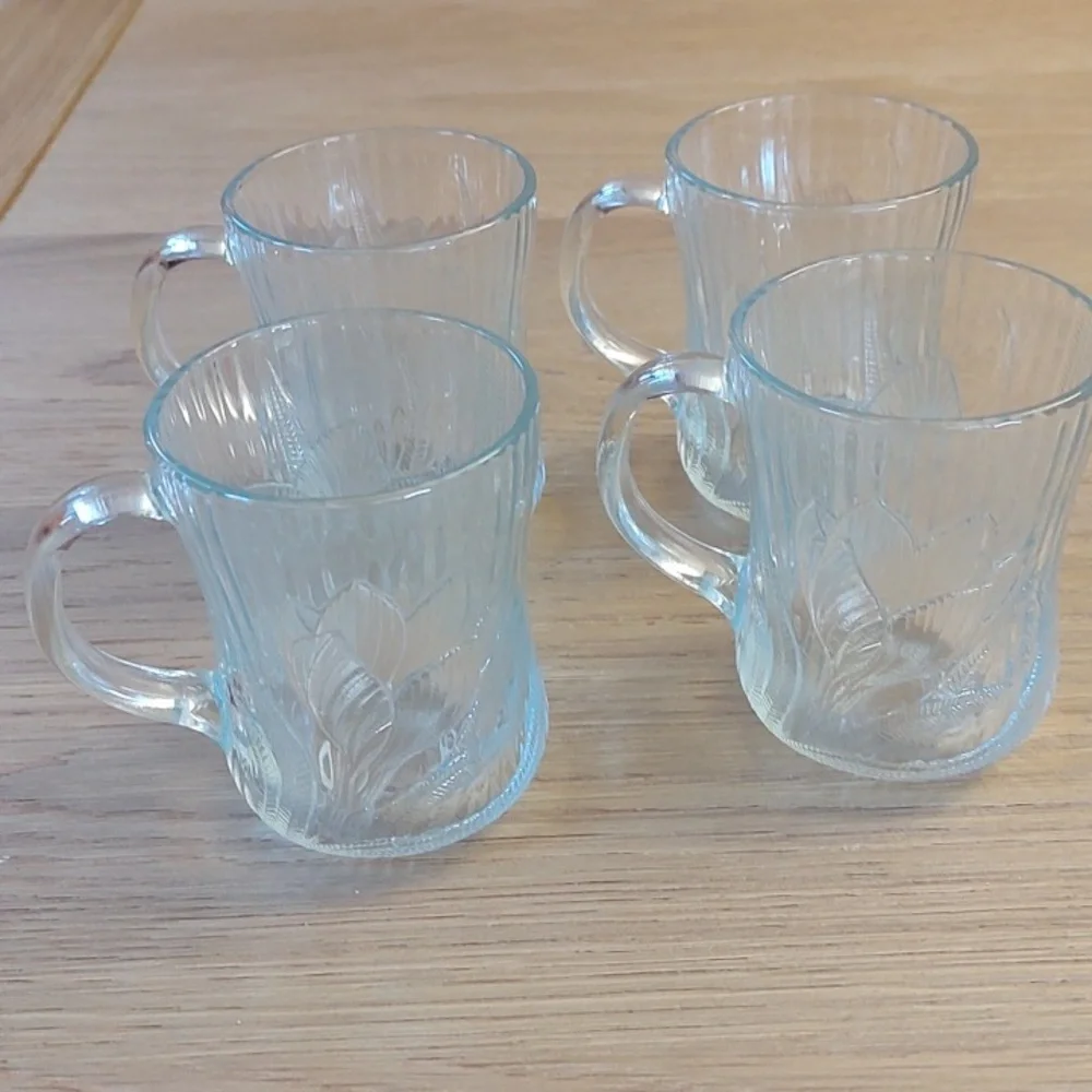 Arcoroc Canterbury Crocus Clear Glass Mugs Set Of 4 10oz EUC - Picture 5 of 14
